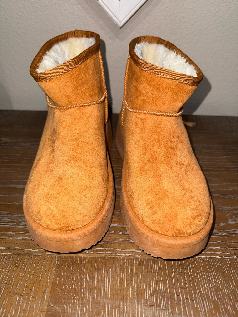 Women's Suede Fleece-Lined Ankle Boot in Tan size 8.5